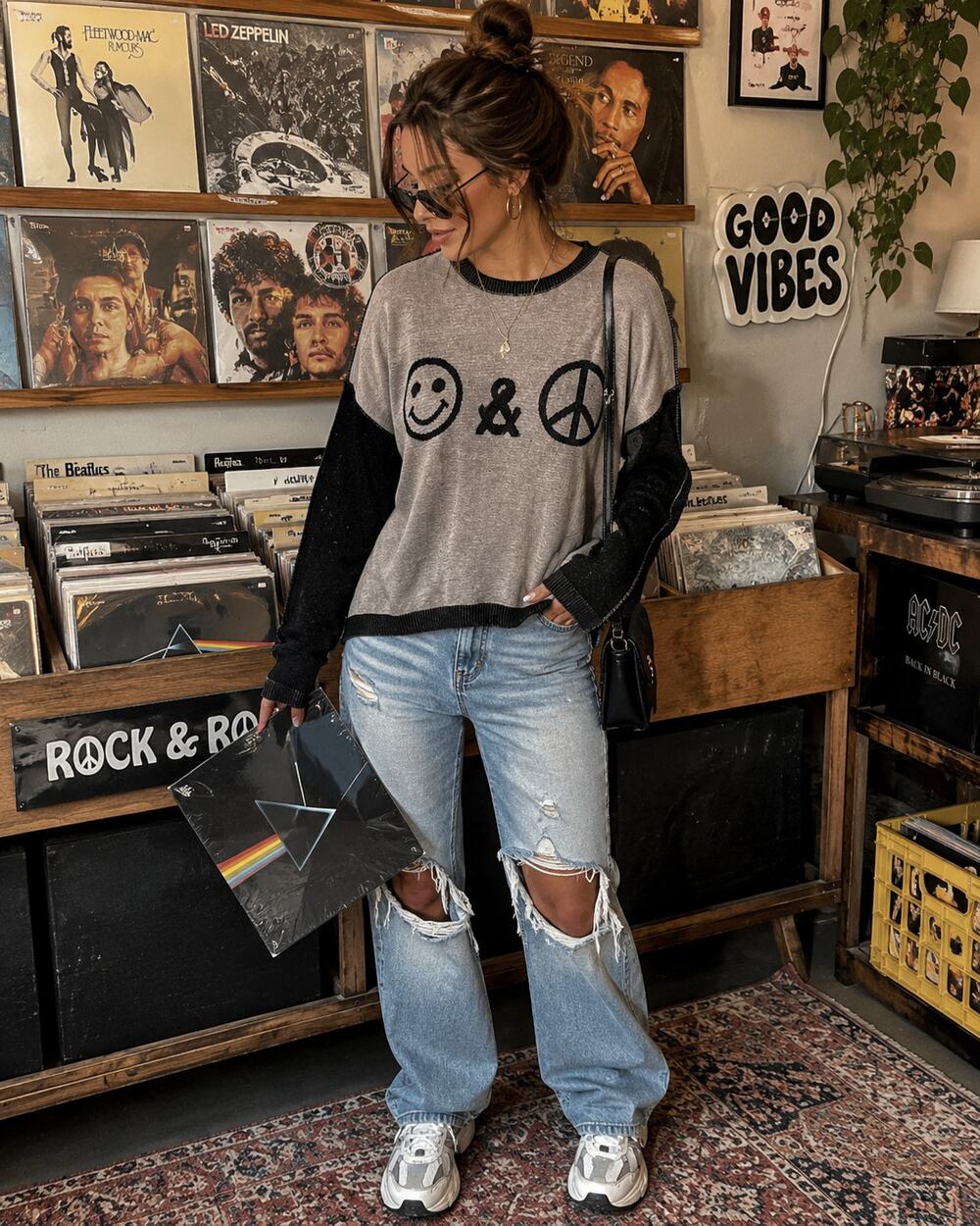 Angel Smiley Face & Peace Sign Lightweight Knit Sweater Medium